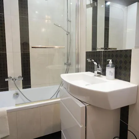Апартаменты Warsaw Apartment *