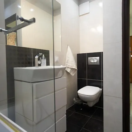 Warsaw Apartment Апартаменты *
